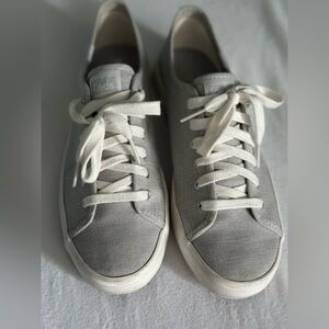 Keds Women Kickstart tennis shoes with Dream foam insole sz 7.5